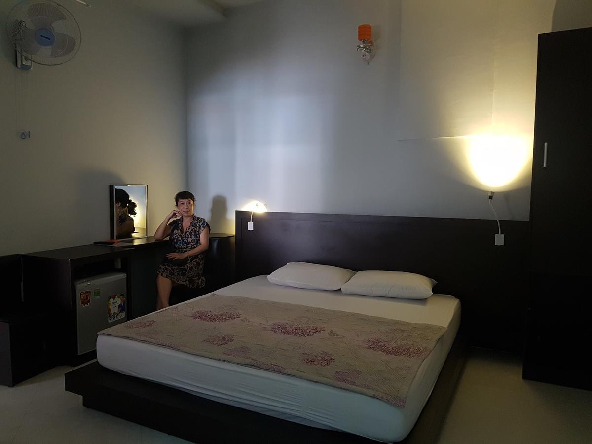 Bac Huong Hotel Kon Tum Экстерьер фото