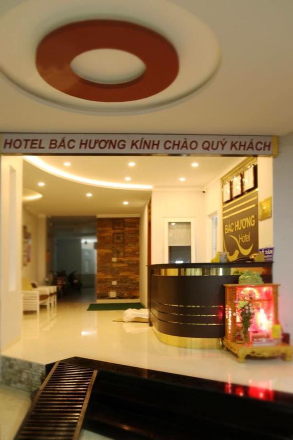 Bac Huong Hotel Kon Tum Экстерьер фото