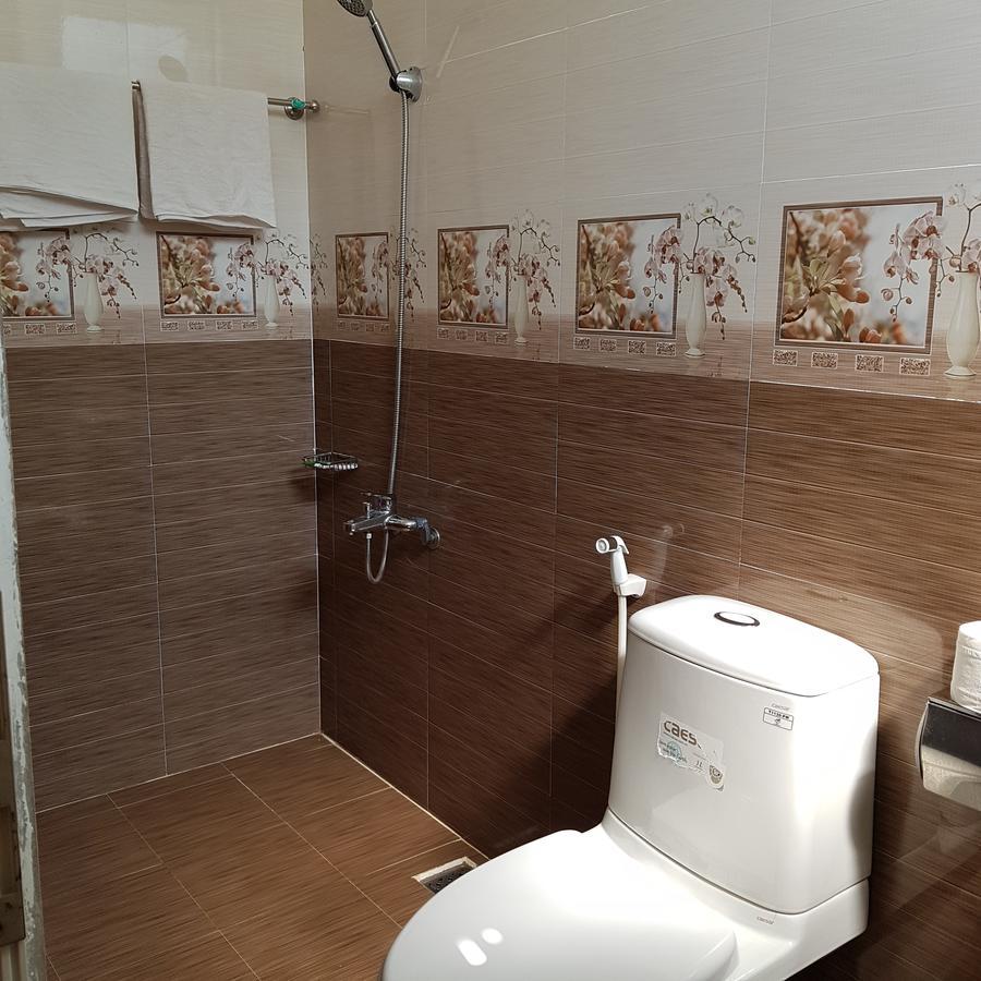 Bac Huong Hotel Kon Tum Экстерьер фото